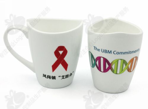 White Ceramic mug